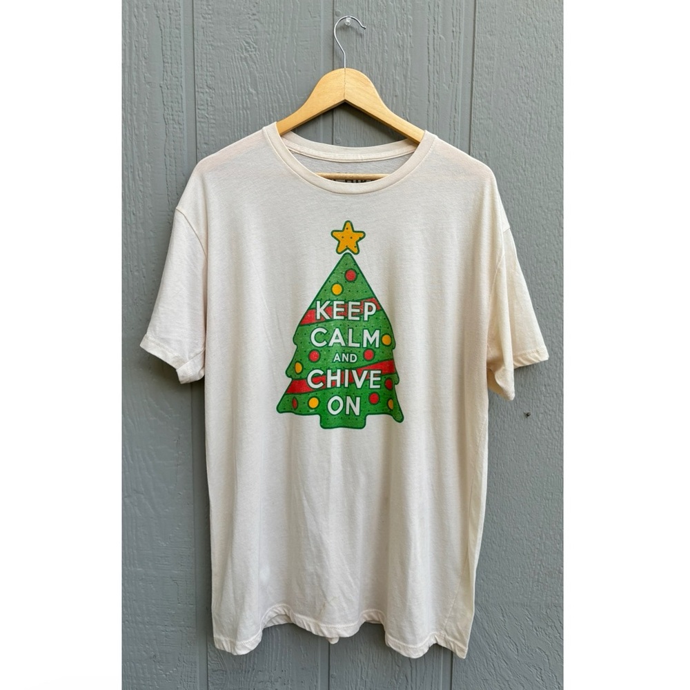 The Chivery Chive Tees Unisex Graphic Tee Shirt XXL Cream Christmas Holiday Soft